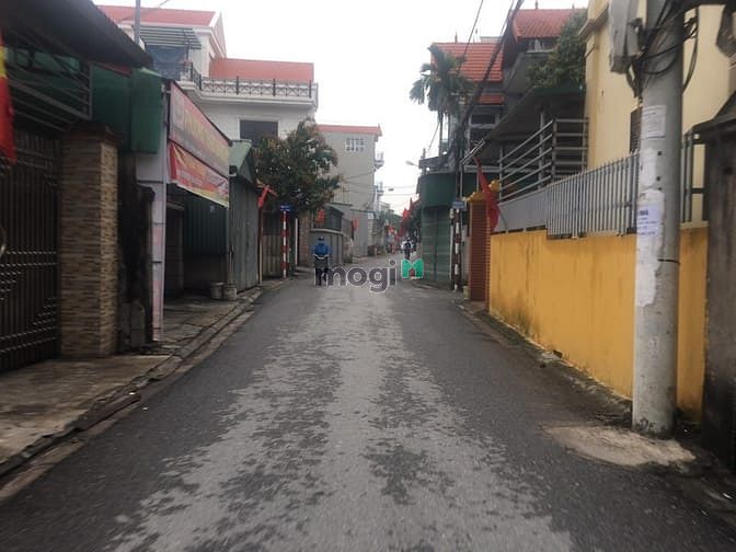 Hình ảnh Bán đất DT 60m ngõ 69 phố Ái Mộ Bồ Đề, MT 4m, hướng ĐN