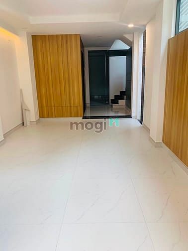 Hình ảnh Cho thuê nhà 35A Trần Nhật Duật, Tân Định, QUận 1
