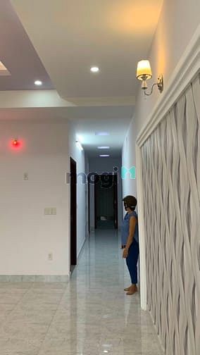Hình ảnh Bán nhà mặt tiền đường nhựa 8m vỉa hè