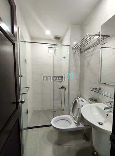 Hình ảnh CHDV full NT, 1PN , 2PN ngay sân bay. PN