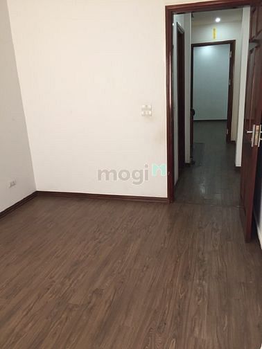 Hình ảnh Cần cho thuê nhà mới xây 99 Nguyễn sơn 5 tầng x 40m2 ở và làm vp