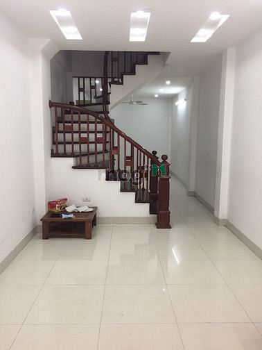 Hình ảnh Cần cho thuê nhà mới xây 99 Nguyễn sơn 5 tầng x 40m2 ở và làm vp