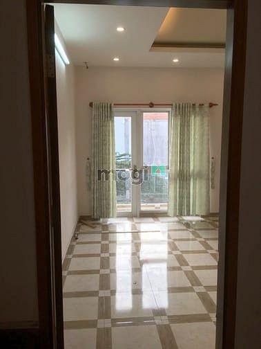 Hình ảnh Nhà 3.5 tấm HXT Lê Văn Quới 4PN 5WC