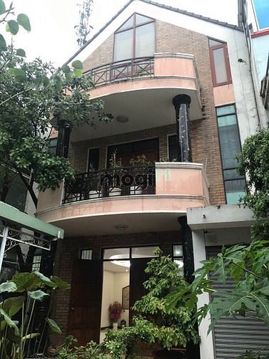 Hình ảnh Cho thuê vila hxh 134/6c Đào Duy Anh p9 quận Phú Nhuận