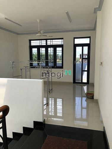 Hình ảnh Nhà mặt tiền Nguyễn Hồng Đào 13 tỷ 9 TL 5.3x15.9