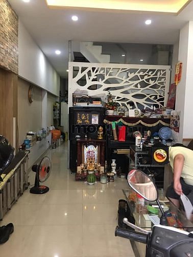 Hình ảnh Lạc Long Quân Tân Bình 49m2 chỉ 6.5 tỷ