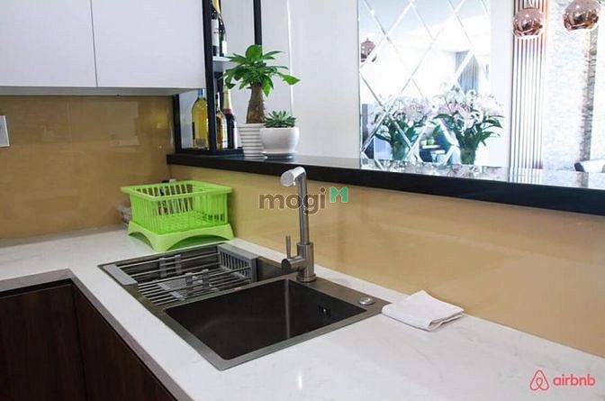 Hình ảnh ✔ Cho thuê CHCC THE GOLD VIEW 92m 2pn 2wc - nội thất đầy đủ