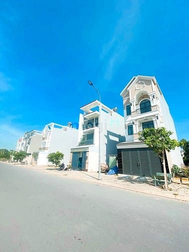 Hình ảnh Sang gấp nền đất thổ cư 80m2 LK AeonMall - Bệnh viện Chợ Rẫy 2