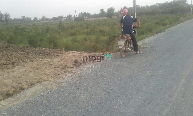 Hình ảnh Đất mặt tiền 818, Cách ngã 5 Bình Thành 300m