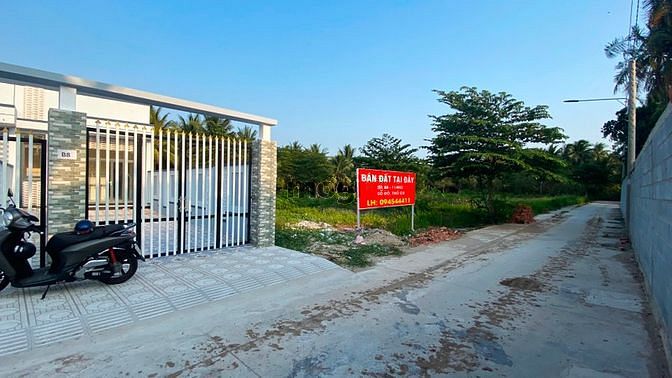 Hình ảnh Đất sổ đỏ , đường ôto sát bên KCN Giao Long