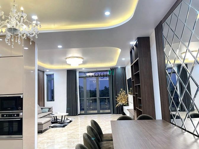 Hình ảnh Bán gấp Mảnh đất Mặt phố Đội Cấn giá 40 tỷ, 160m2, Kinh doanh tốt