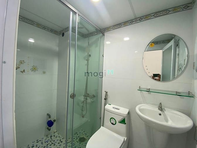 Hình ảnh CHDV mới xây full nội thất, ban công, ngay khu 300 . TB