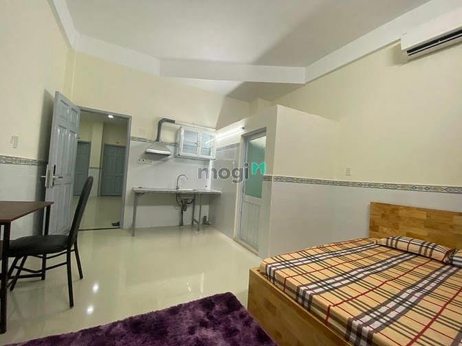 Hình ảnh CHDV mới xây full nội thất, ban công, ngay khu 300 . TB