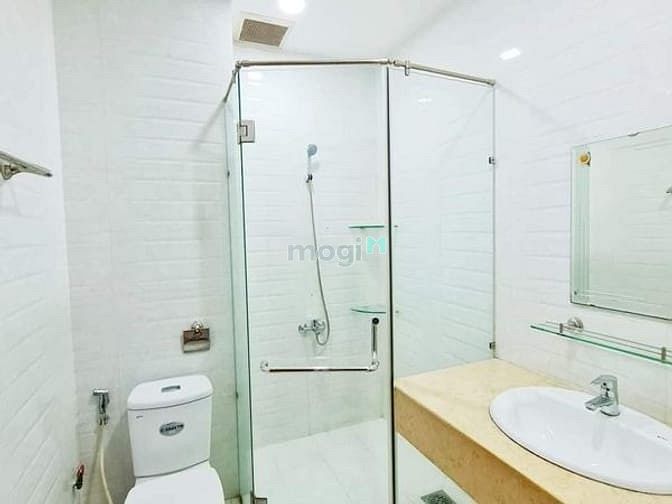 Hình ảnh Mb6623 nạp rút nhanh chóng mới 99%_full nội thất _cửa sổ lớn_Tân Hải_Tân Bình_siêu đẹp