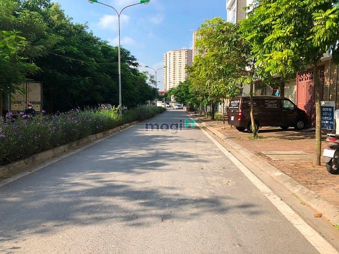 Hình ảnh Bán đất TĐC Thạch Bàn, đường vào chung cư Him Lam Thạch Bàn