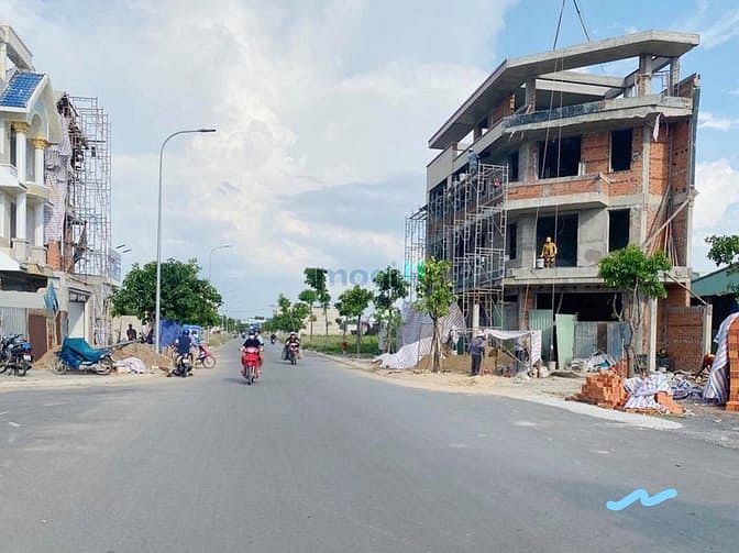 Hình ảnh Kẹt tiền bán lô đất 80m2 MT Trần Văn Giàu BV Chợ Rẫy 2 SHR đông dân