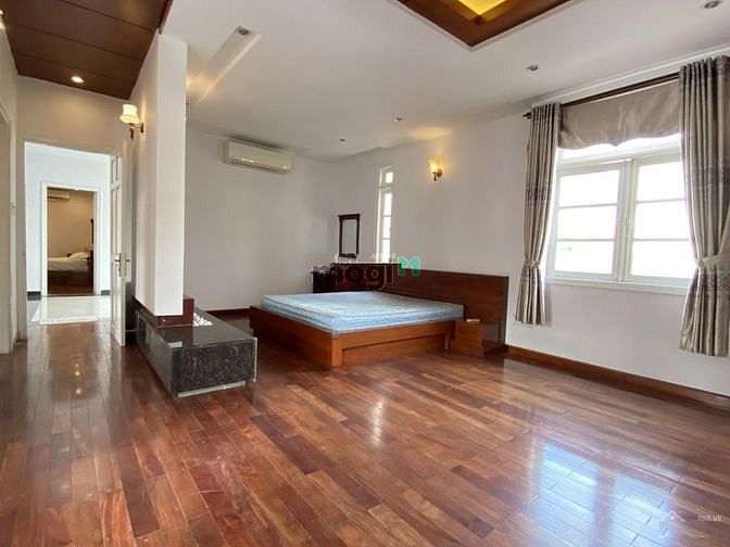 Hình ảnh Cho thuê biệt thự sân vườn hồ bơi quận 2 Thảo Điền