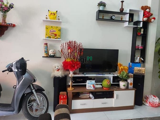 Hình ảnh Bán nhà Ca Văn Thỉnh, Tân Bình, 70m2, 4 tầng, hẻm 8m, 8.5 tỷ.