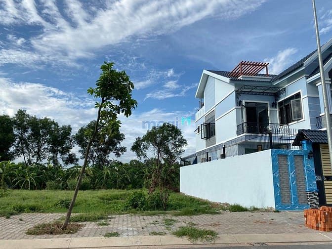 Hình ảnh Bán 2 nền đất thổ cư liền kề - Mặt tiền đường lớn – Trong Khu Biệt Thự