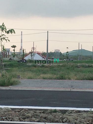 Hình ảnh Cần tiền gấp cần bán đất nền vị trí đắc địa, đát thổ cư đã có sổ.