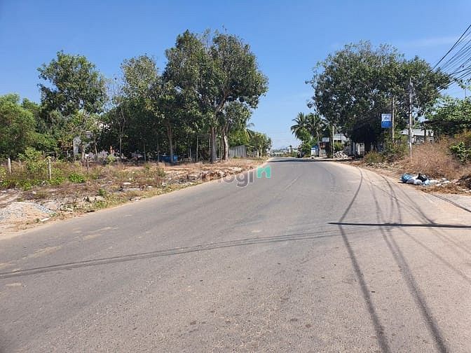 Hình ảnh Đất mặt tiền Nguyễn Du, thị xã LaGi giá Trang MB66.COM Chính Thức - MB 66 Uy Tín gần biển
