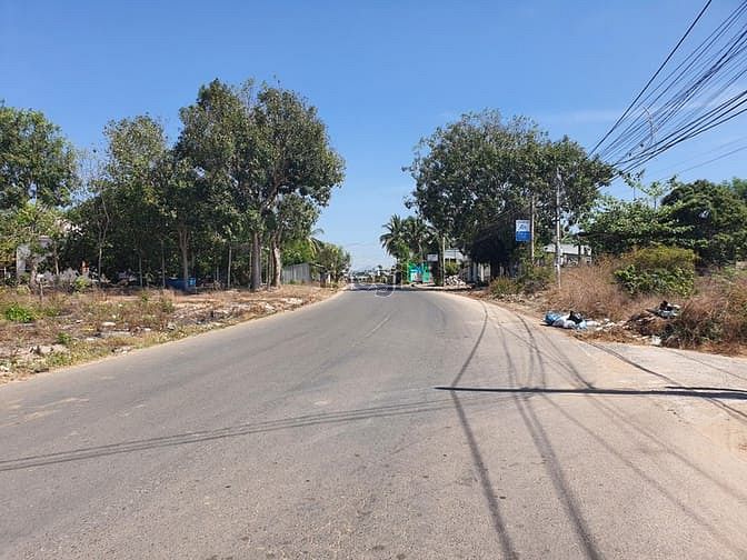 Hình ảnh Đất mặt tiền Nguyễn Du, thị xã LaGi giá Trang MB66.COM Chính Thức - MB 66 Uy Tín gần biển