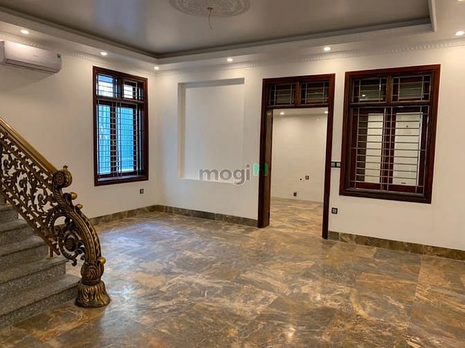 Hình ảnh Cho thuê biệt thự Trung văn 200m2 x 4T, hầm, cầu thang máy