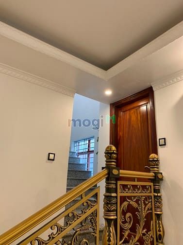 Hình ảnh Cho thuê biệt thự Trung văn 200m2 x 4T, hầm, cầu thang máy