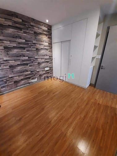 Hình ảnh Cho thuê Goldview - Nhà trống (có bếp, máy lạnh , rèm cửa  ).