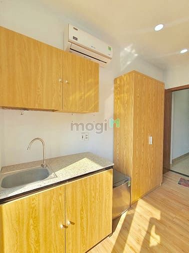Hình ảnh Full nội thất- có ban công phòng ngủ riêng- gần ubnd quận2