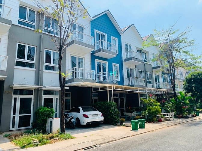 Hình ảnh Cần bán nhà phố 1 trệt 2 lầu Park Riverside quận 9
