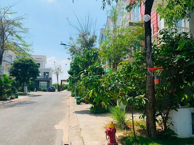 Hình ảnh Cần bán nhà phố 1 trệt 2 lầu Park Riverside quận 9