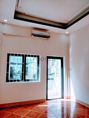Hình ảnh Bán nhà mặt tiền Đất Thánh quận Tân Bình