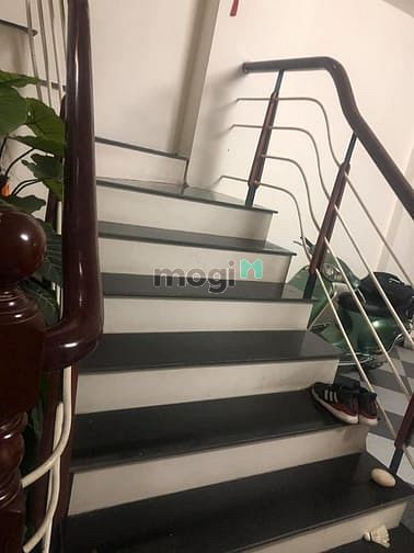Hình ảnh Cho thuê nhà mặt phố Ngọc Lâm 60m2, 20tr/th, 4 tầng