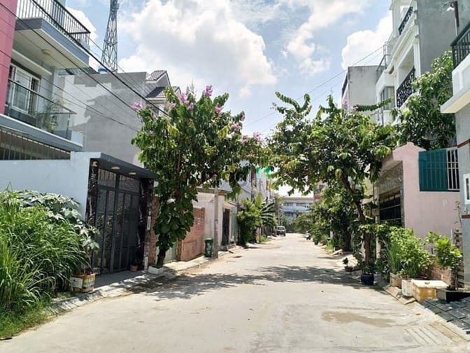 Hình ảnh Lô đất góc 122m KDC đường 22 phường linh đông thành phố thủ đức, sổ đỏ