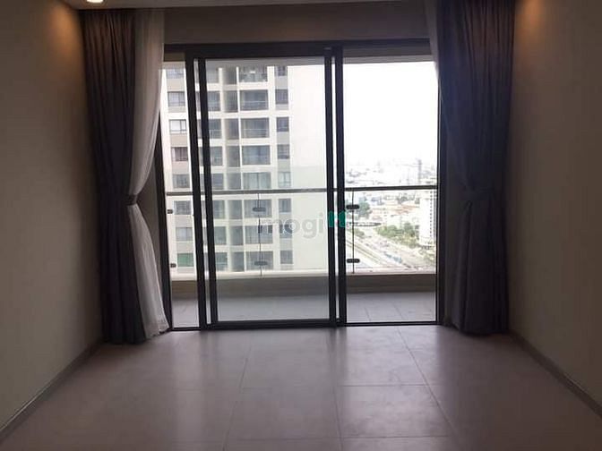 Hình ảnh Cho thuê GoldView Q4 - Nội thất cơ bản (bếp, rèm, máy lạnh, tủ quần áo