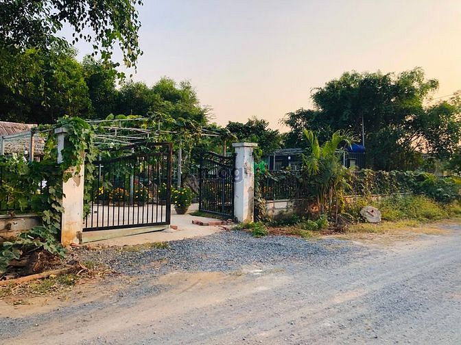 Hình ảnh Đất biệt thự vườn View sông - kế nhà thờ tổ Hoài Linh,Q9.Dt:1400m2