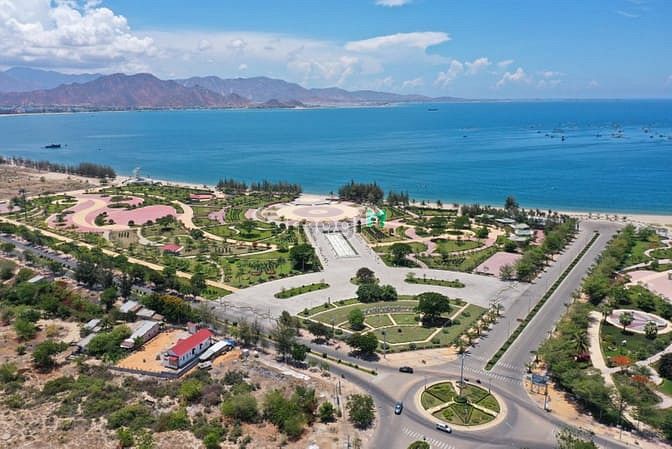 Hình ảnh Cần chuyển nhượng gấp lô đất sổ đỏ ngay cạnh SunBay Park Ninh Thuận