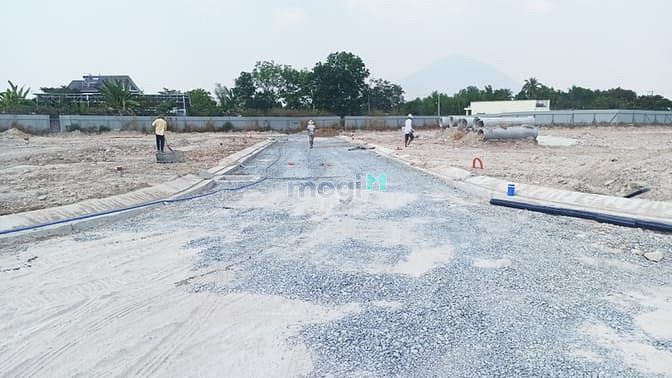 Hình ảnh Ngã 3 nguyễn hữu thọ, nguyễn chí thanh.