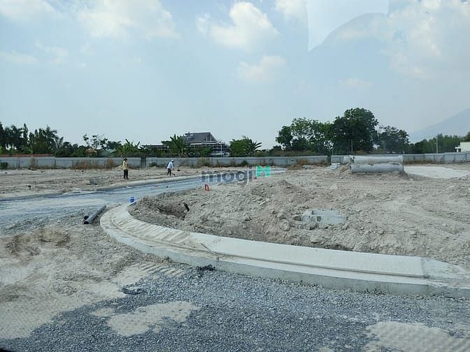 Hình ảnh Ngã 3 nguyễn hữu thọ, nguyễn chí thanh.