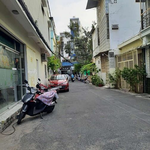 Hình ảnh Vỡ nợ bán nhà hẻm Phạm Văn Đồng