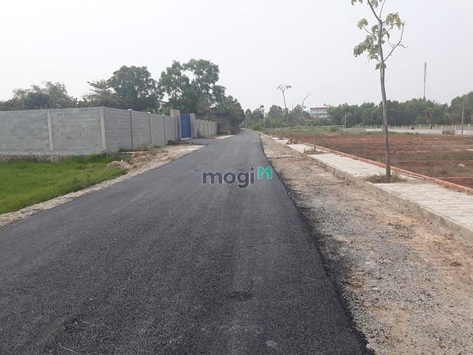 Hình ảnh Đất có sổ 100m2 hai mặt tiền, giá 1,8 tỷ
