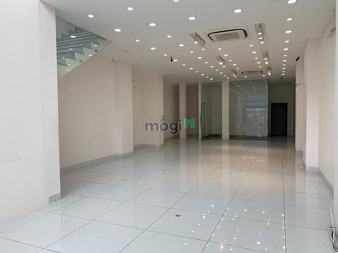 Hình ảnh Cho thuê Nhà mặt tiền trung tâm Q4