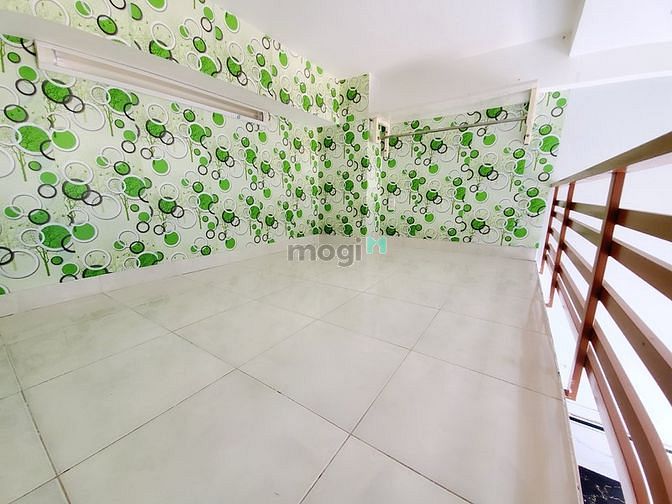 Hình ảnh Phòng trọ có gác 20m2, đường Âu Dương Lân, có máy lạnh