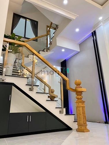 Hình ảnh Bán gấp nhà phố quận 9, rất hiếm