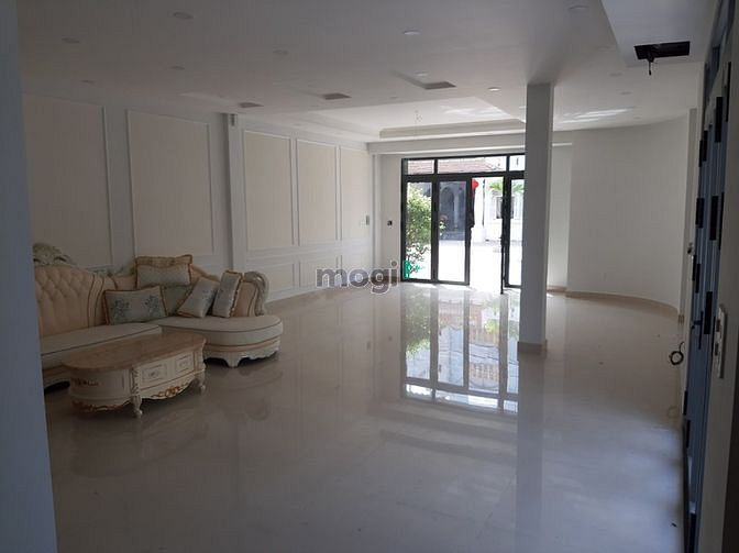 Hình ảnh Cho thuê nhà mặt tiền khu VIP Bình Phú 1