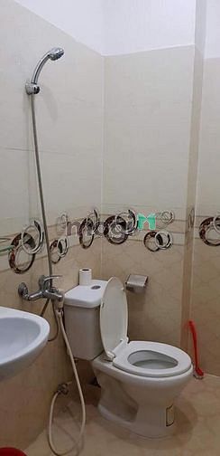 Hình ảnh Cho thuê nhà 2 tầng kiệt 7m Bùi Tá Hán
