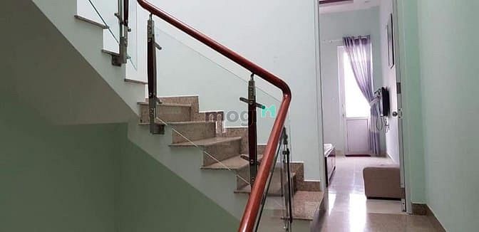 Hình ảnh Cho thuê nhà 2 tầng kiệt 7m Bùi Tá Hán