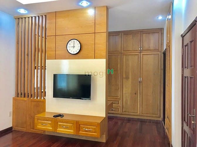 Hình ảnh Cho thuê biệt thự Đẹp Lung Linh đầy đủ nội thất cao cấp KDC Him Lam,