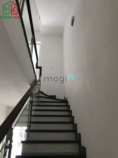 Hình ảnh Cho thuê Nhà mới 100%, thiết kế hiện đại đường Đồng Đen P14, Tân Bình.